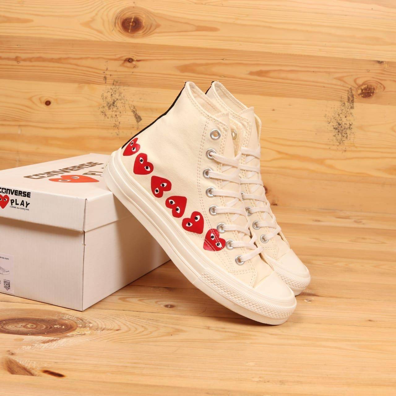 converse heart shoes white