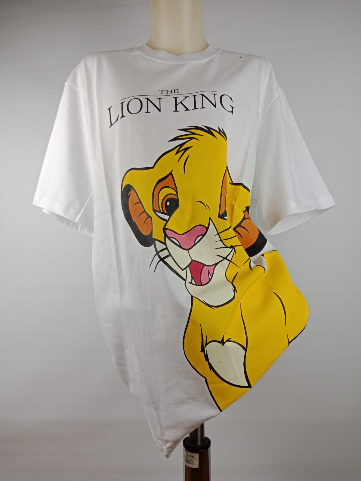 pull and bear lion king shirt