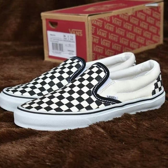 Sepatu Vans Slip On Checkerboard BW 