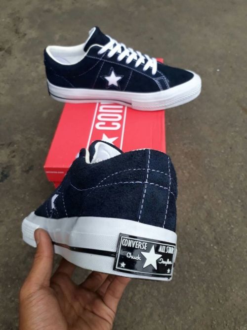 sepatu converse one star
