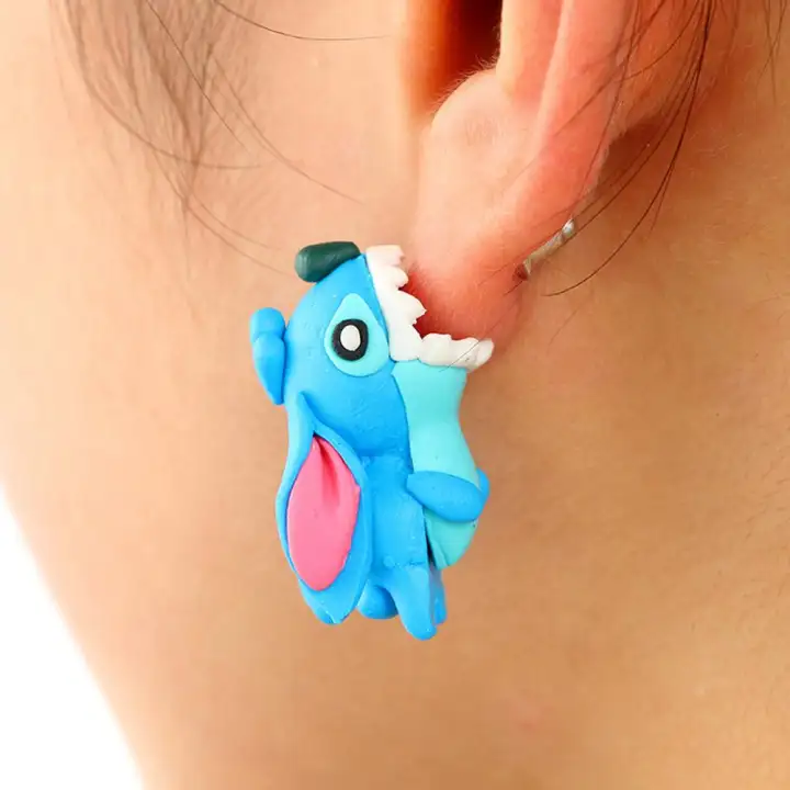 Gelombang Gravitasi Indah Hewan Stitch Menggigit Telinga Lempung