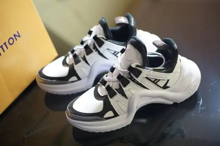 lv archlight sneaker harga