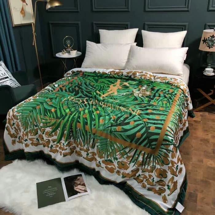 DISKON!!! bed cover selimut fendi ysl lv premium best quality silk sutra mewah Sedia Juga bed cover, Bed cover set, cover sofa bed, Bed cover lady rose, Bed cover bonita, sprei dan Bed cover