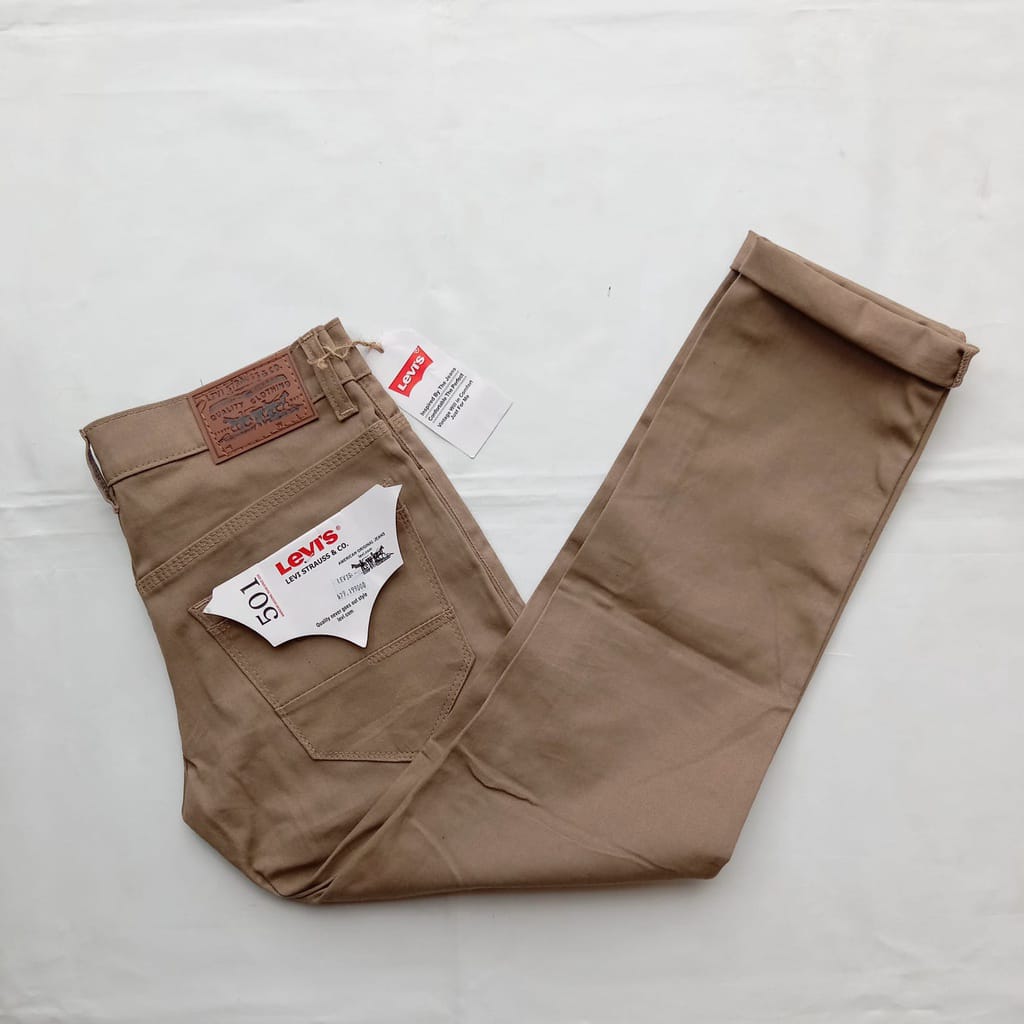 levi 501 chino