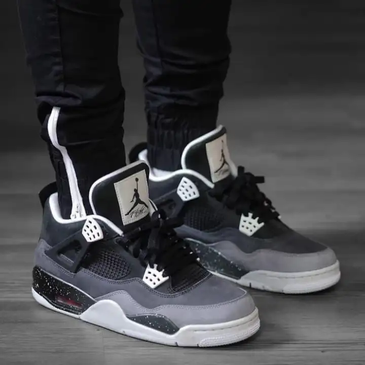 sepatu air jordan 4 retro