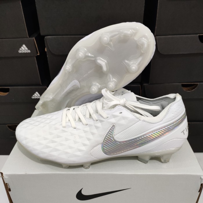 سفينة فضائية أخلاق الناي tiempo nike legend 8 - hamartrubaduren.com