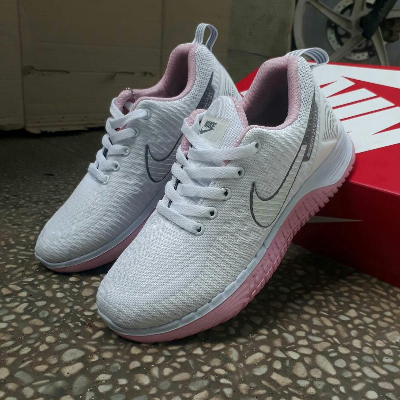 nike exp 207