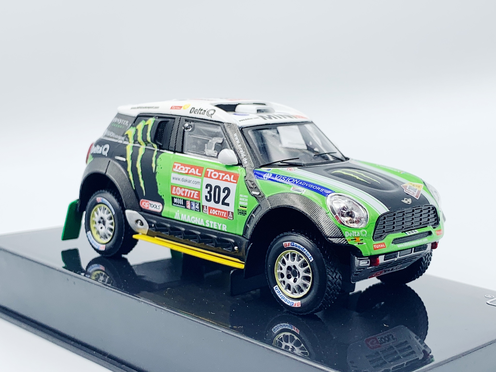 Mini All 4 Racing Rally Dakar 2014 Peterhansel 1:43 IXO MODEL CAR RAM577P