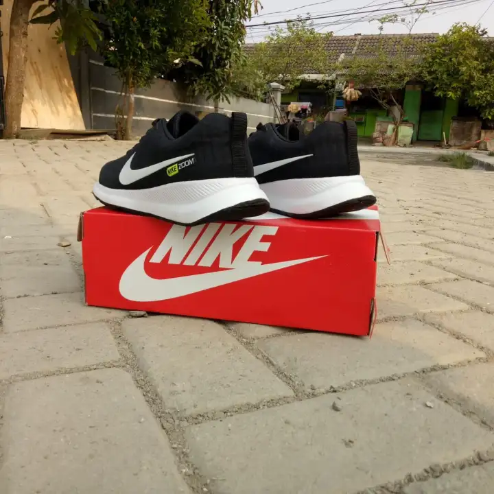 sepatu nike free zoom
