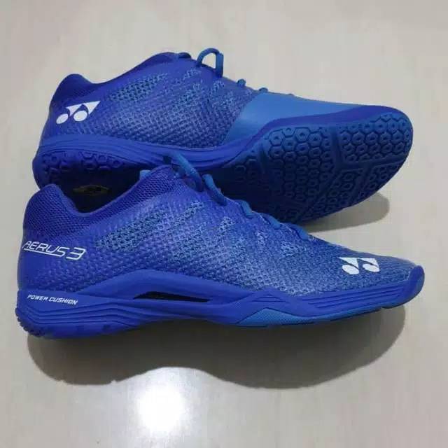 Sepatu 2025 yonex aerus