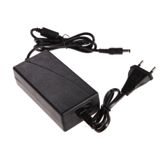 AC 100-240 V DC Adaptor Konverter 5.5x2.5mm 12 V 5 AMP 5000mA UE Steker Charger