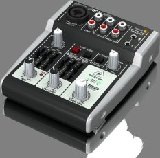 Behringer XENYX 302USB - 5 Channel Compact Mixer dan USB Interface