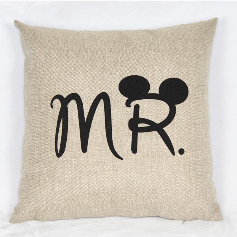 Dekoratif Kartun Mr Mrs Katun Linen Bantal Sofa Bantal Bantal untuk Rumah Kantor Hadiah Valentine Warna: Hitam Ukuran: 45*45 Cm Tidak Mengandung Core-Intl