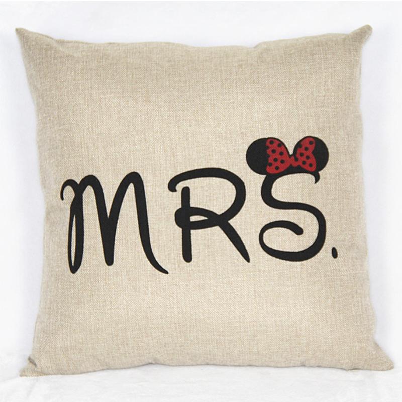 Dekoratif Kartun Mr Mrs Katun Linen Bantal Sofa Bantal Bantal untuk Rumah Kantor Hadiah Valentine Warna: Merah Ukuran: 45*45 Cm Tidak Mengandung Core