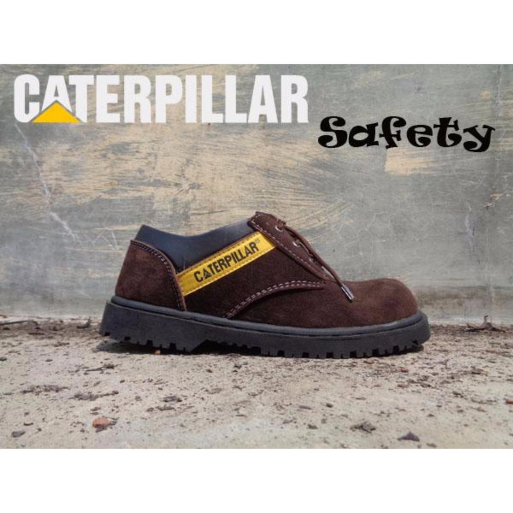DOZN Sepatu Caterpillar / CAT Suede Pendek