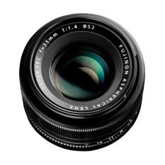 Fujifilm Fujinon XF 35mm F1.4 R Lensa Kamera - Hitam