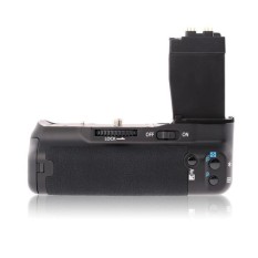 (Impor) meike MK-550D/BG-E8/BP-550D Pegangan Baterai untuk Canon 550D/Rebel T2i/Kiss X4 600D/Rebel T3i /Kiss X5 650D/Rebel T4i/Kiss X6i-Intl