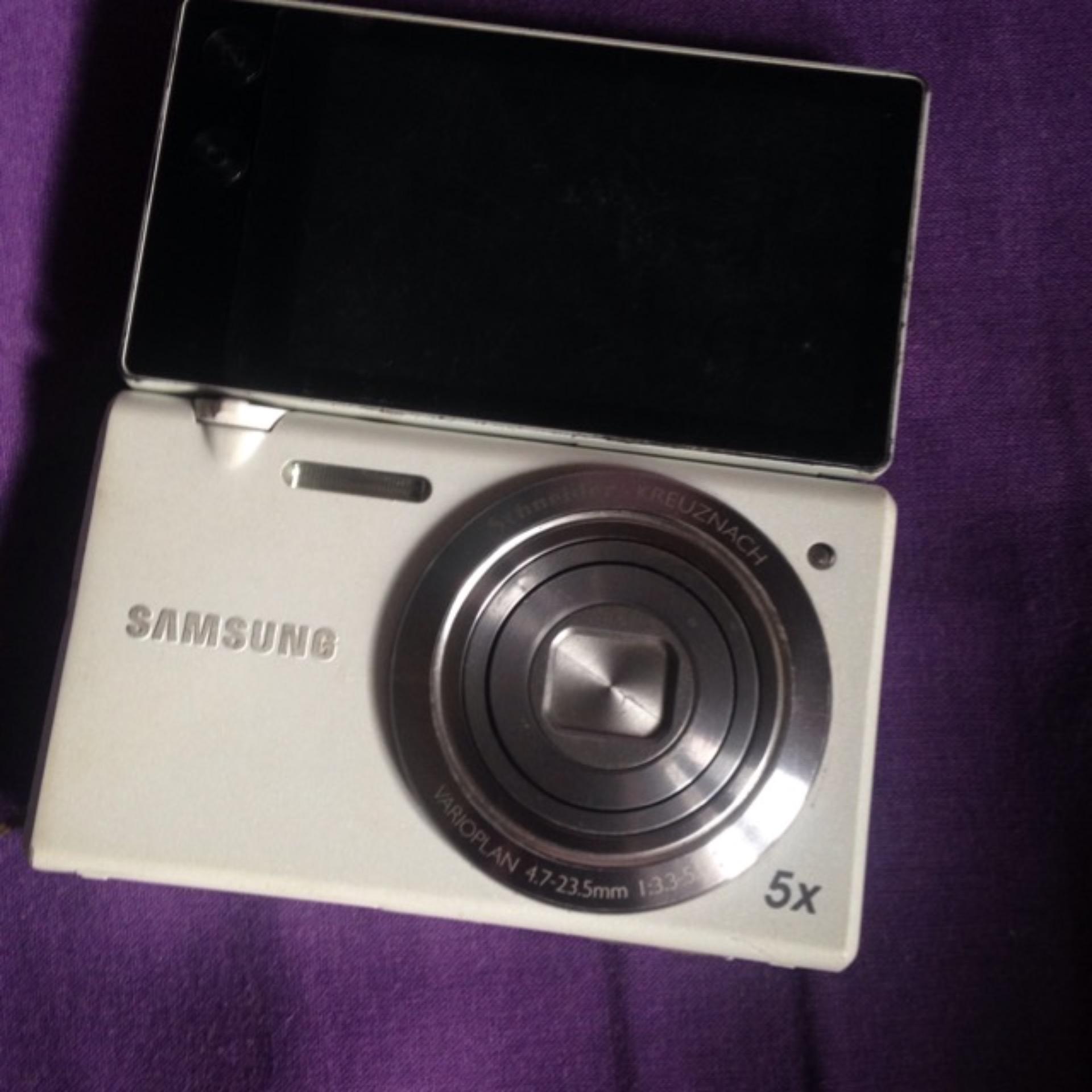 Kamera Samsung mv800