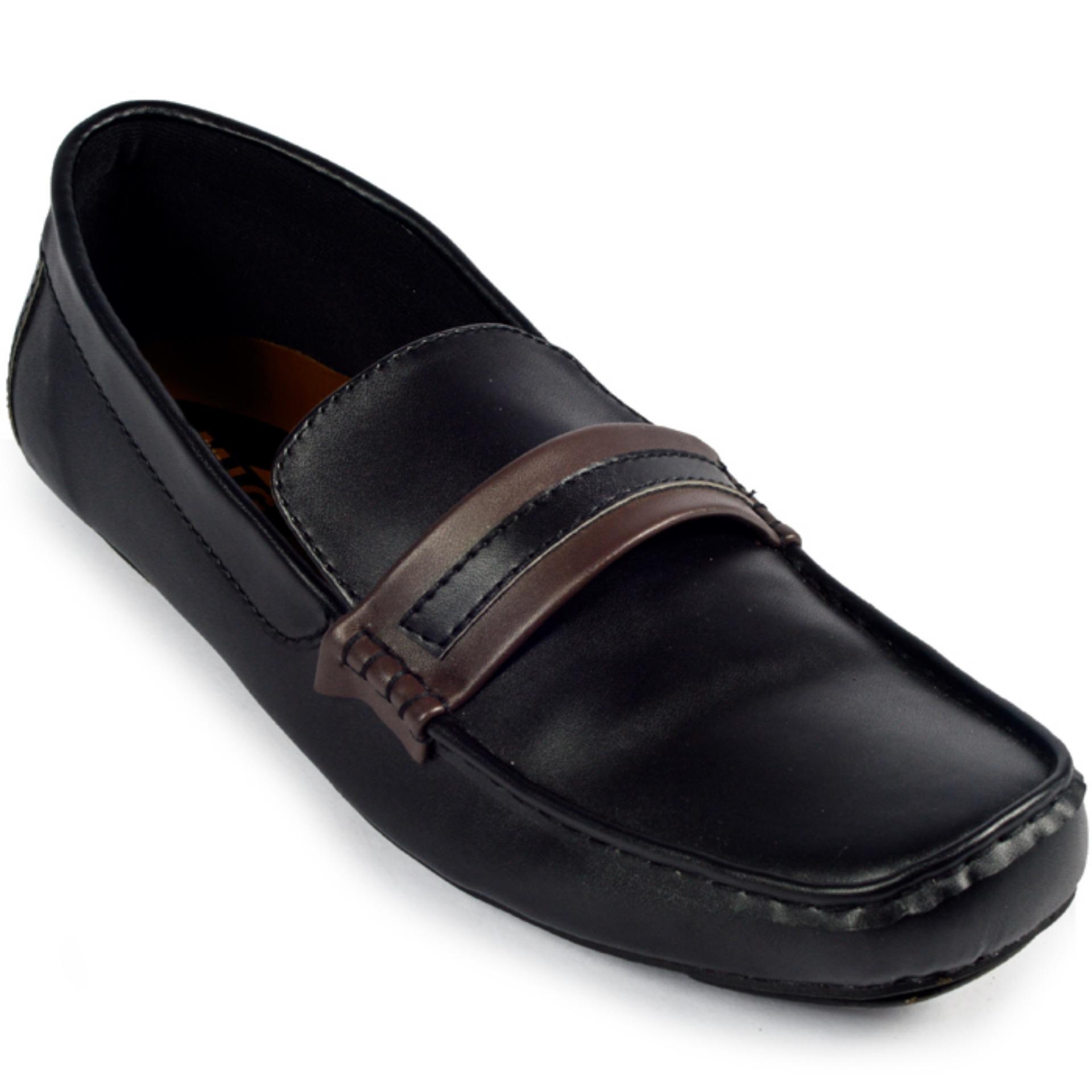 Lazada Trumph Footwear Slip on Eagle Black