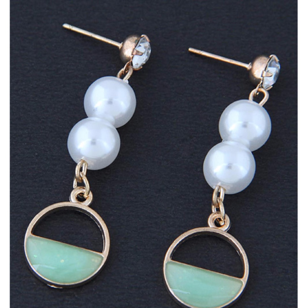 LRC Anting Tusuk Fashion Diamond&pearl Decorated Earrings