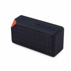 Mini Portable Wireless Bluetooth Speaker Outdoor Kecil Kotak Audio Radio Kartu Cube Subwoofer X3-Hitam