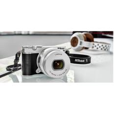 Nikon Kamera Mirrorless J5 Kit 10-30 VR - Silver - Free Aksessories