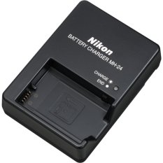 Nikon MH-24 Quick Charger for EN-EL14 Li-ion Battery compatible with Nikon D3100 DSLR, D5100 DSLR, and P7000 Digital Cameras