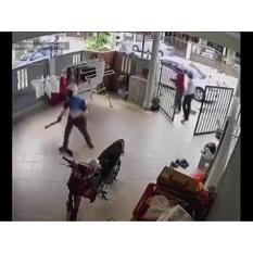 PAKET CCTV 4 IP KAMERA 3.0 Megapixel Digital Camera plus Monitor Siap Pakai Termurah