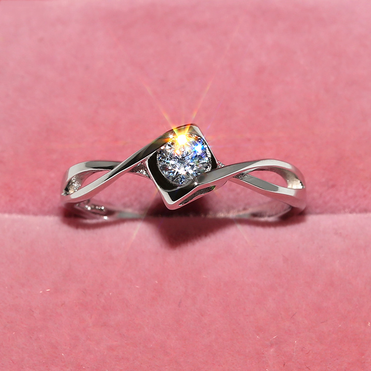S925 Cinta Berongga Hati atau Panah Emas Putih Cincin Simulasi Cincin Berlian