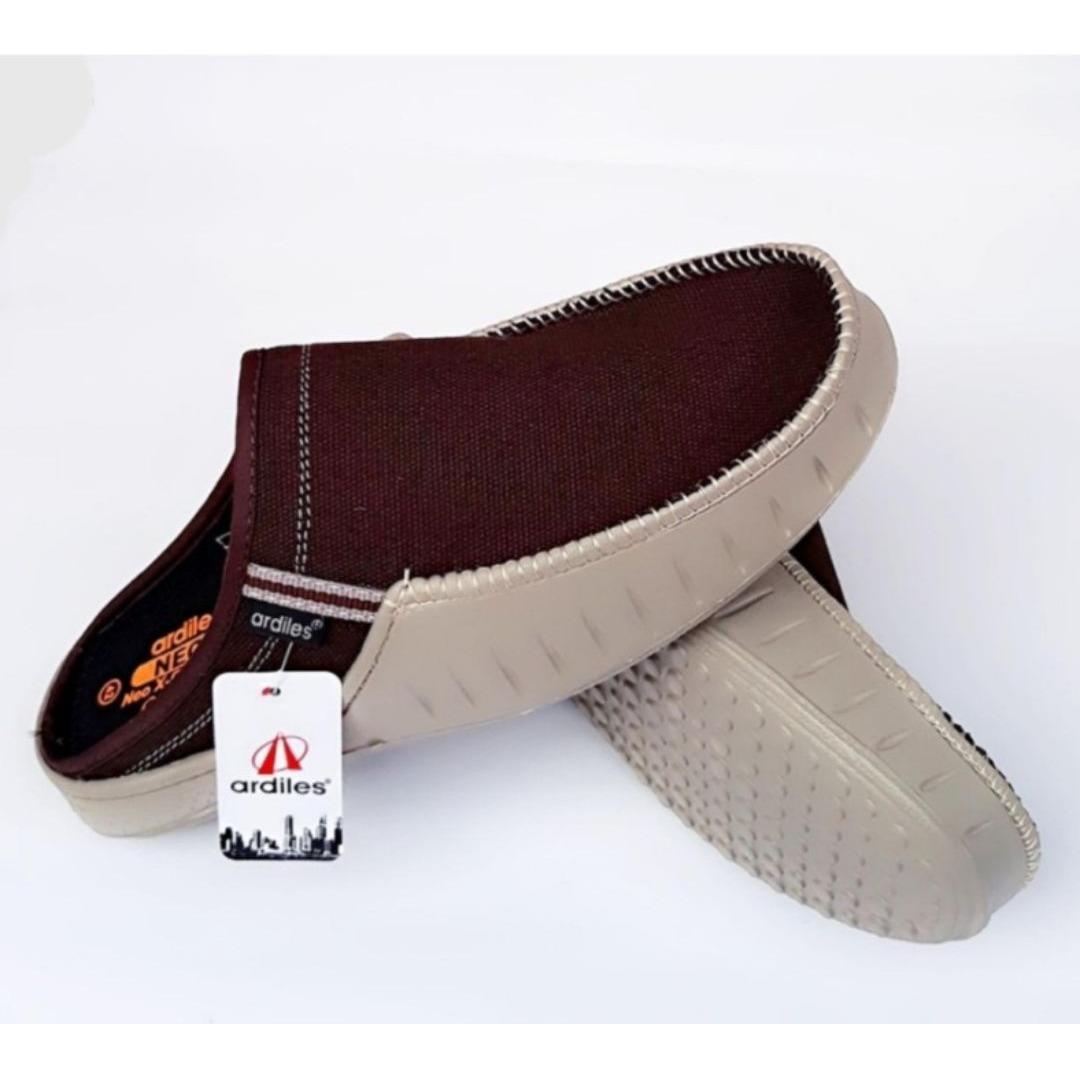 Sepatu sandal Ardiles