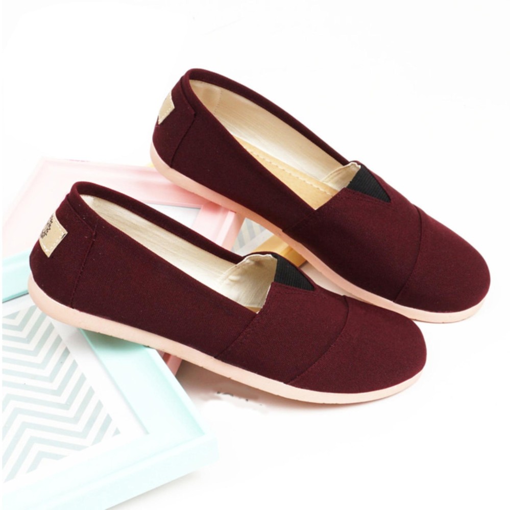 Sepatu Wanita Flat Shoes ala Wakai Slip On Kanvas SV55 - Maroon