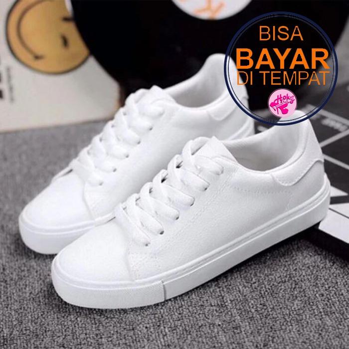 Sneakers / Sepatu Kets Wanita Polos - Putih