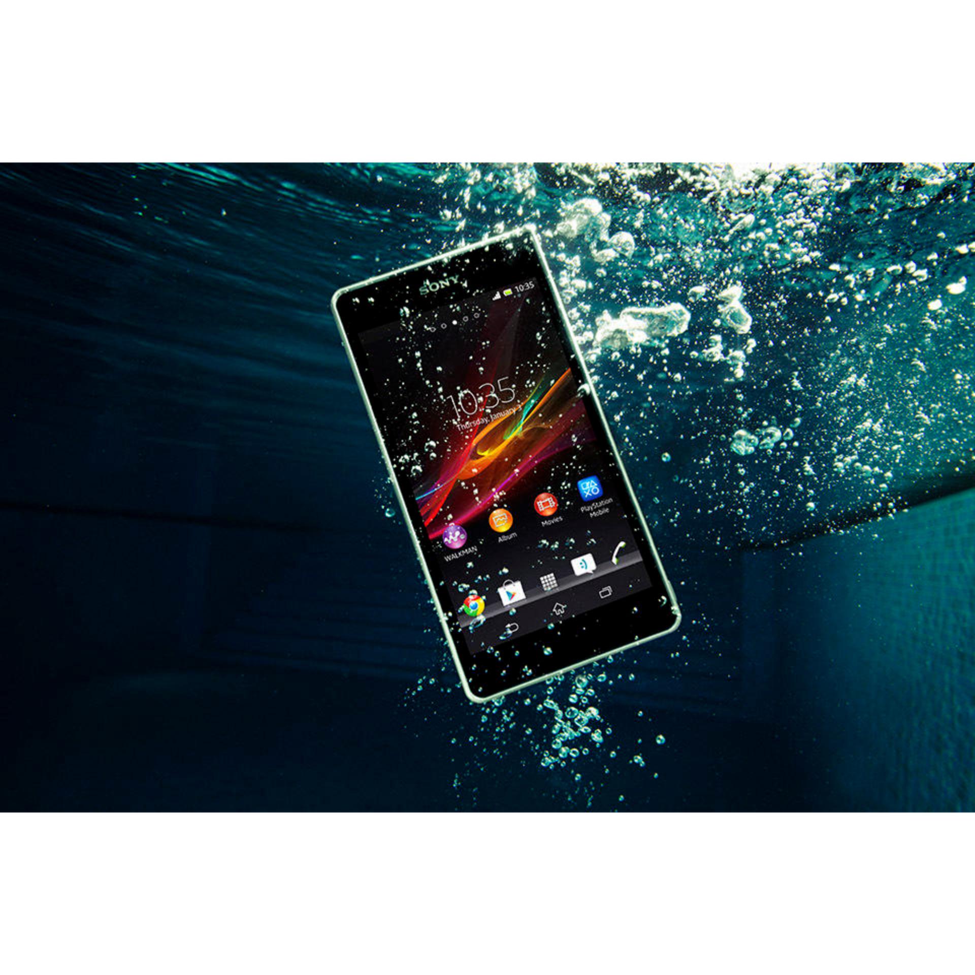 Sony Xperia ZR -8 GB, 2 GB RAM-  Android 4.1.2 (Jelly Bean)