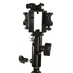 Studiopro Triple Hot Braket Sepatu dengan Soket Payung untuk Flash/Speedlite-Kompatibel dengan Standar Sepatu Panas Canon Nikon Pentax Olympus Unit Lampu Kilat -Intl