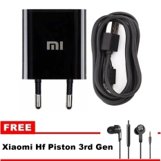 Xiaomi Travel Charger 5V-2A + Gratis Handsfree Xiaomi Piston 3 Flat Kabel - Hitam Original