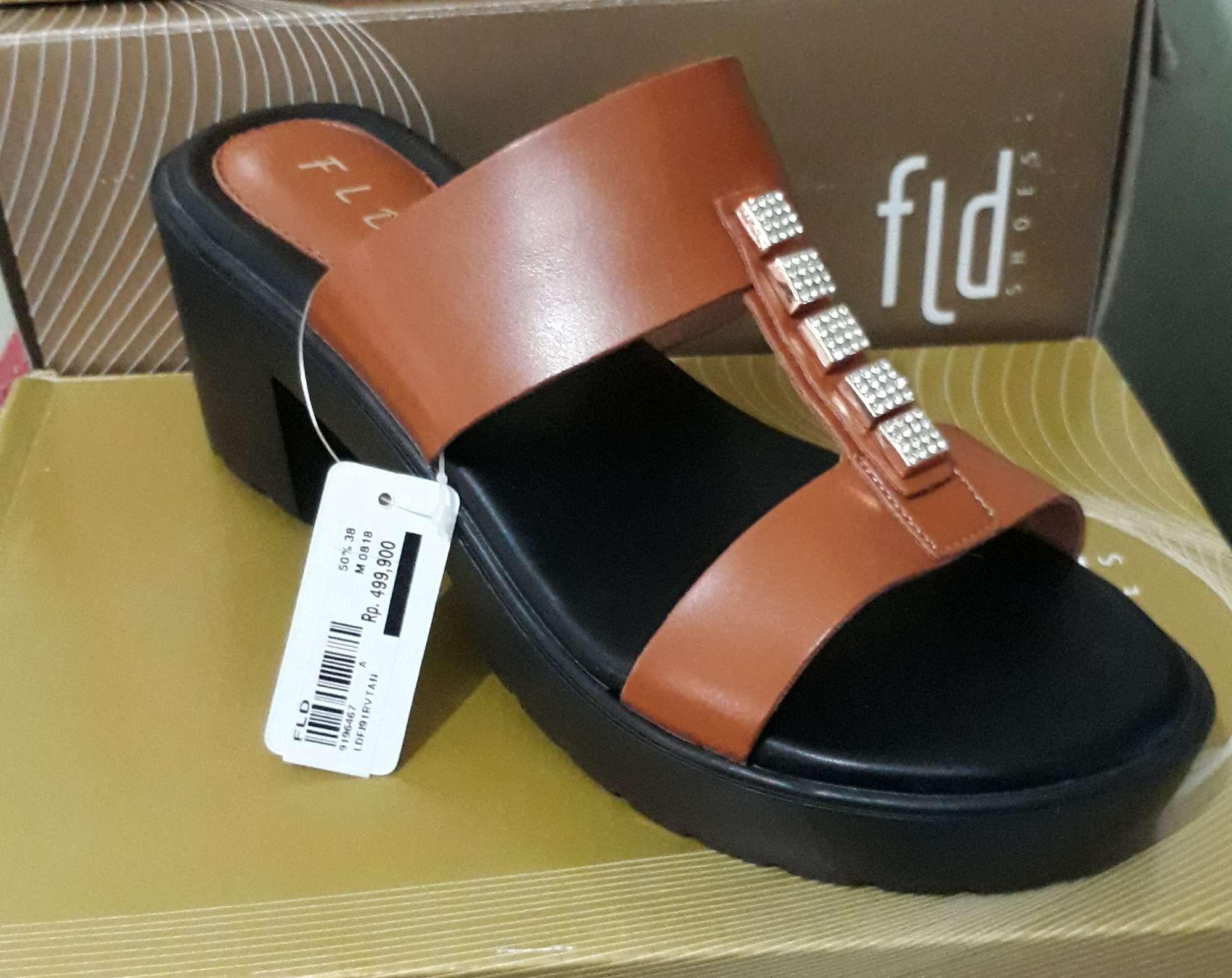Sandal fladeo