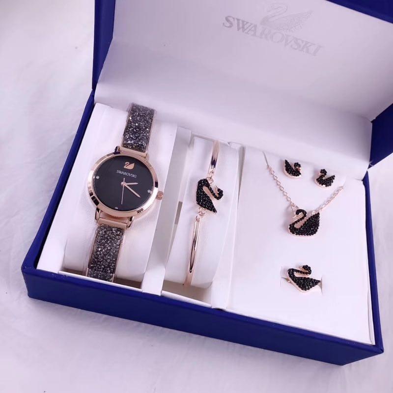 Jam Tangan Wanita Swarovski Black Rosegold Diameter 30mm + Gelang + Kalung + Anting + Cincin / Jam Tangan Pria / Jam Tangan Wanita / Jam Berkualitas / Jam Trendy / Jam Termurah / Jam Cantik / Jam Terbaru 2019