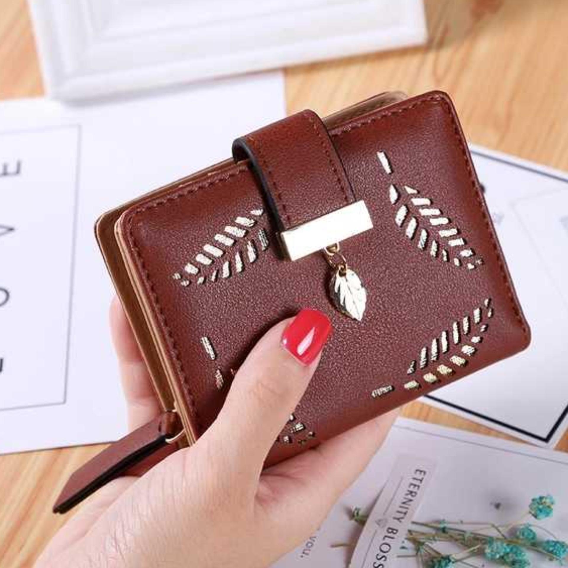 Louis - Korea Dompet Kecil Wanita Leaf Gold Pattern Short Import