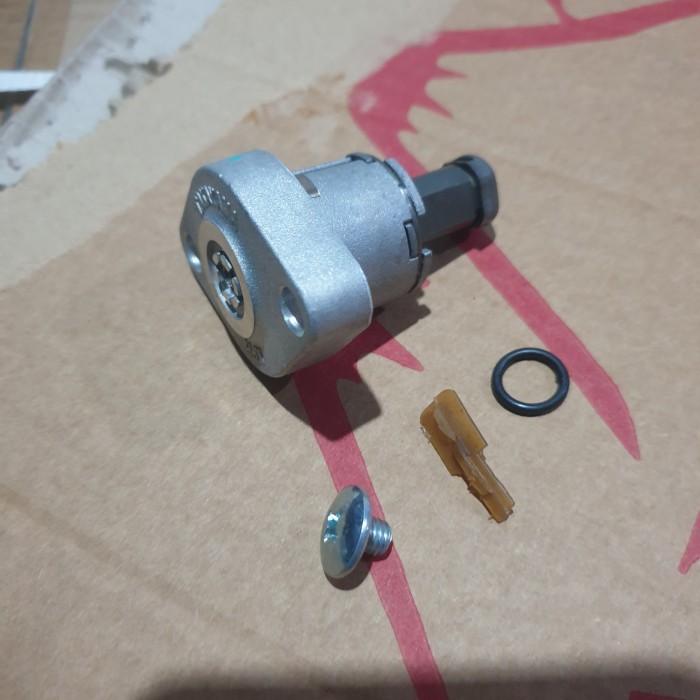 tonjokan tensioner bajaj 135 tahanan tensioner bajaj pulsar 135 LS XCD