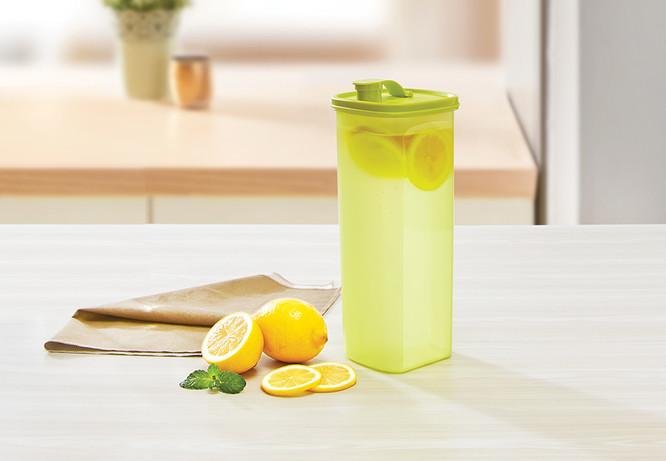 Slim Line 2L tupperware