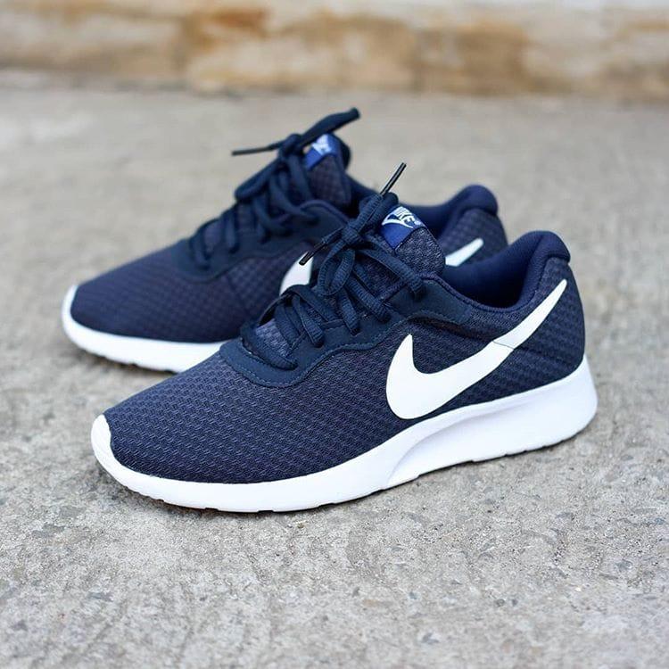tenis nike tanjun