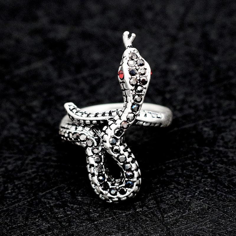 Jepang Korea Retro kepribadian Pria dan wanita pasangan Thai perak kerajinan Cincin Bentuk Ular ornamen jari telunjuk zodiak ular Ular kobra Cincin
