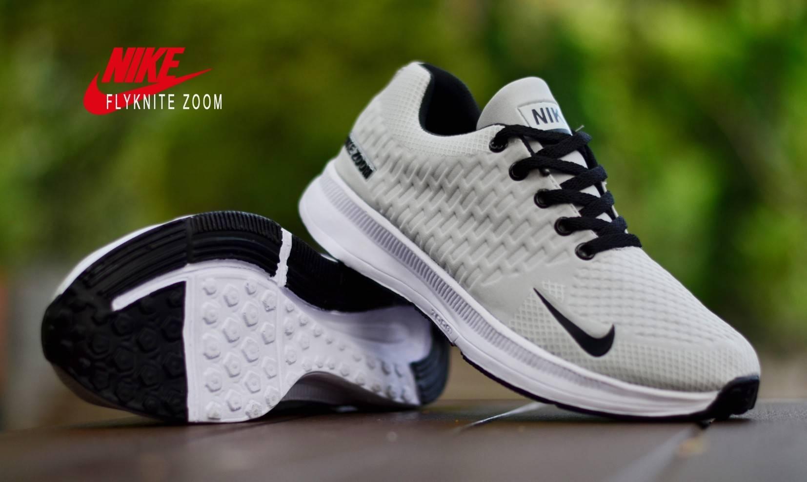 SEPATU NIKE270 PRIA ZOOM SNEAKERS OLAHRAGA MADE VIETNAM
