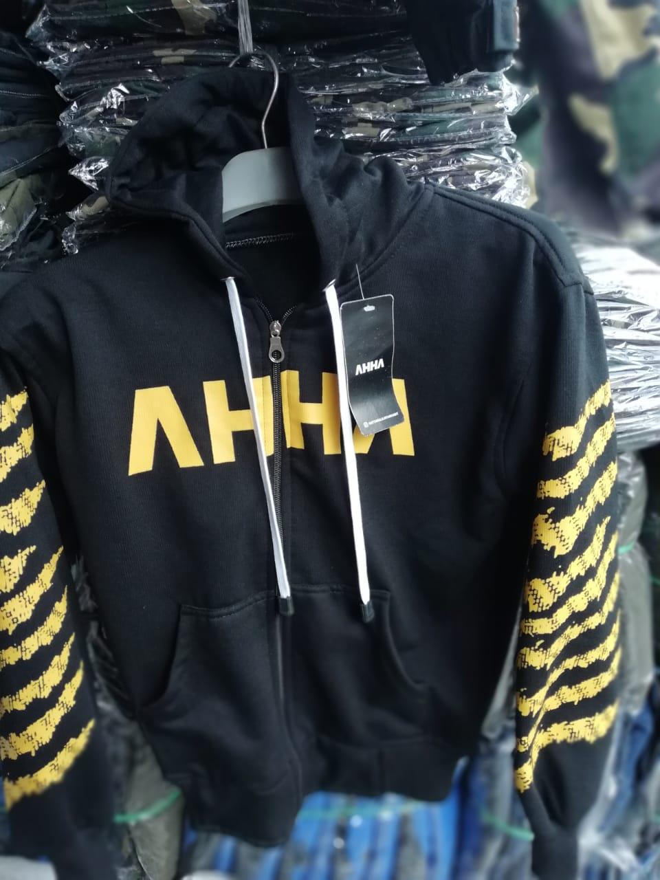 Gambar Kucing Pakai Jaket Supreme - kumpulan gambarku