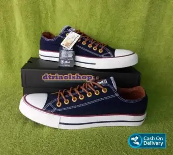 sepatu sneakers casual