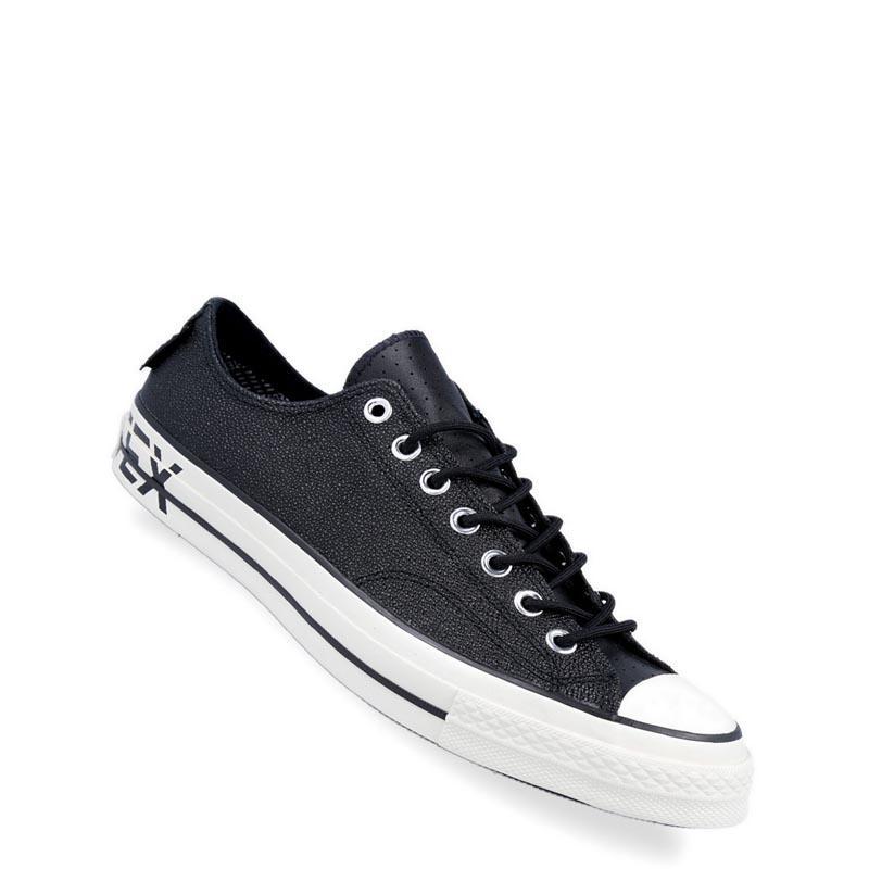 Converse Chuck Taylor All Star 70 Low Gore-Tex Sepatu Pria - Hitam