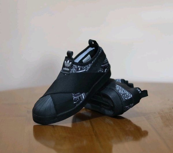 Jual Adidas Superstar Full Black 