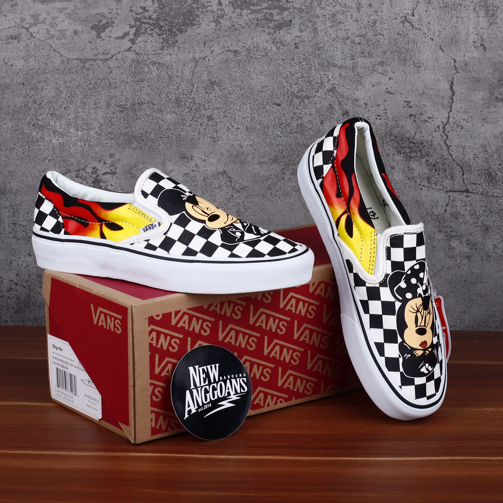 vans era mickey mouse