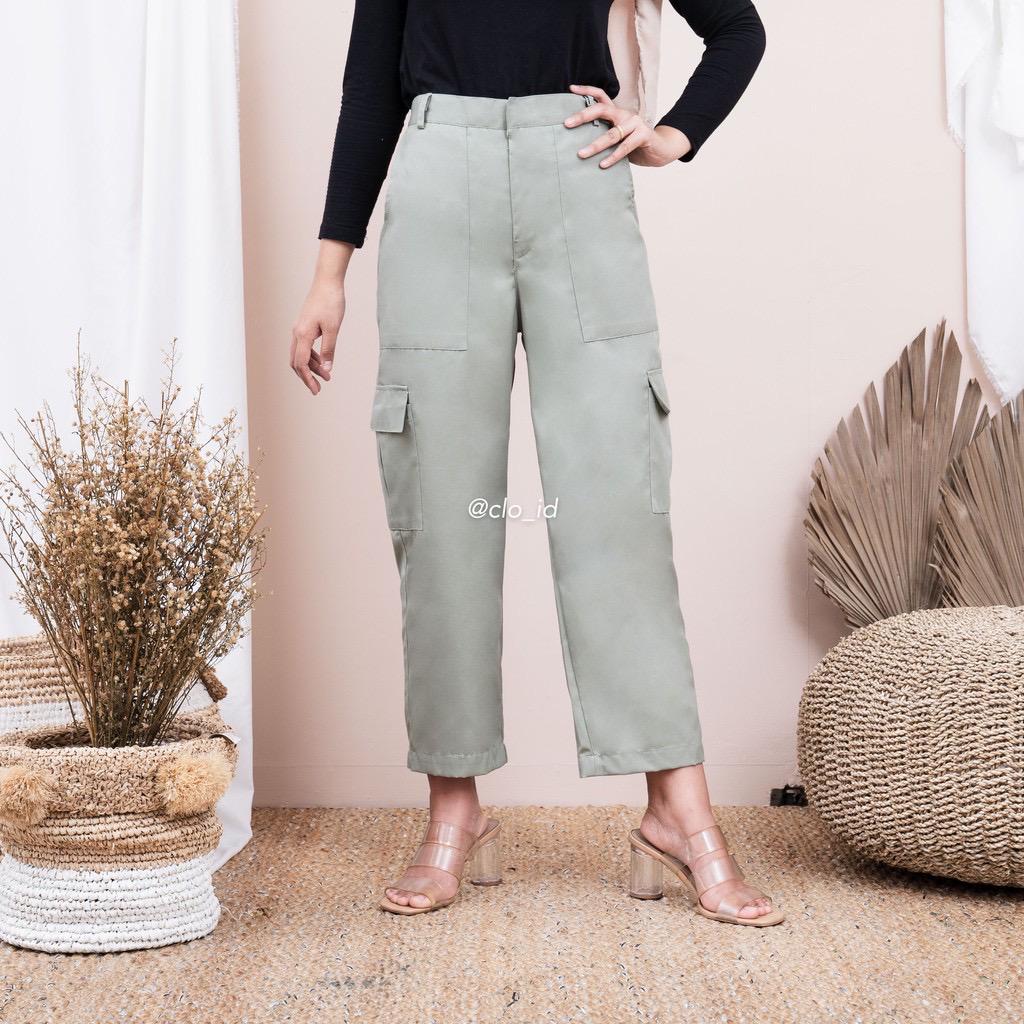 Famme - Celana Cargo Clowny Baggy Pants 