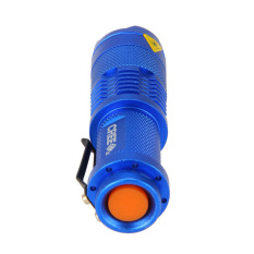 7 watt 1200 lumen CREE Q5 SA3 diperbesar senter (biru)